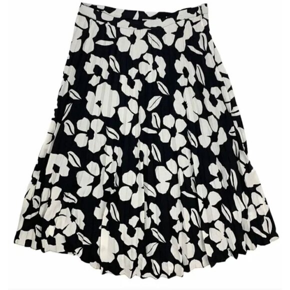 Tahari Arthur S. Levine Dresses & Skirts - Tahari Arthur S. Levine Women's Pleated Skirt Sz 18 Black White Lined Floral NEW